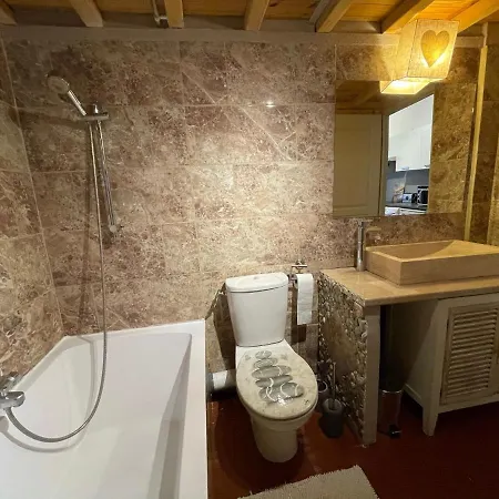 Διαμέρισμα Agreable T2 Avec Baignoire *