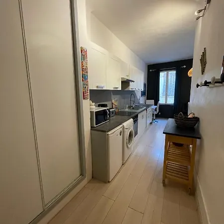 Apartment Agreable T2 Avec Baignoire